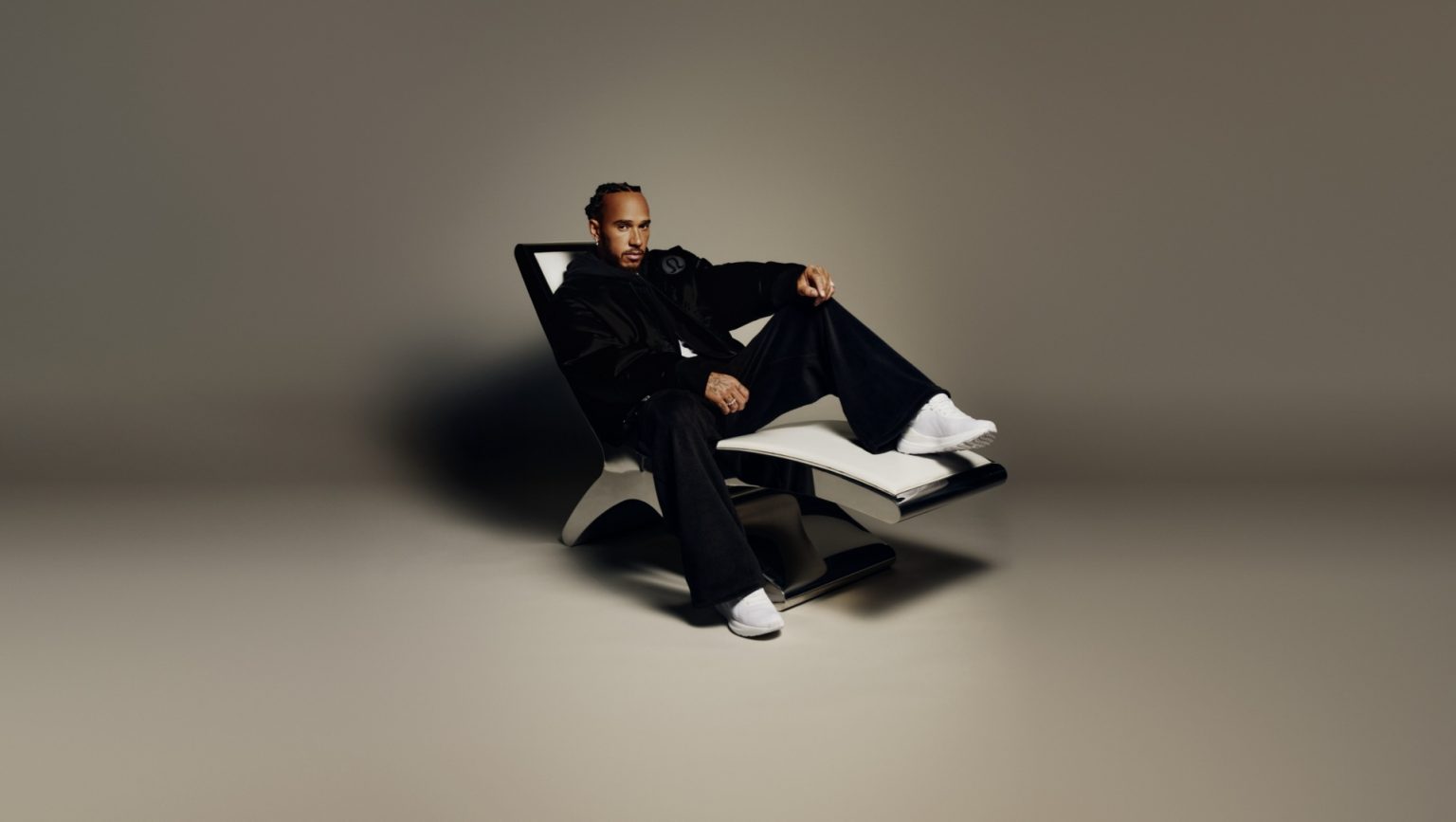 Lewis Hamilton Joins Lululemon as Newest Global Ambassador – Tech Spy ...